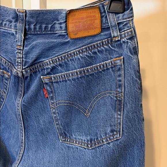 Levi's Women's High-Rise Straight Crop Jeans - Blue - Picture 6 of 10